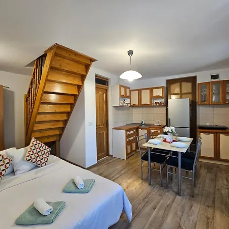 Apartment Lavender Sanpetru