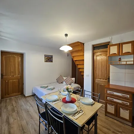 Lavender Apartment Sanpetru